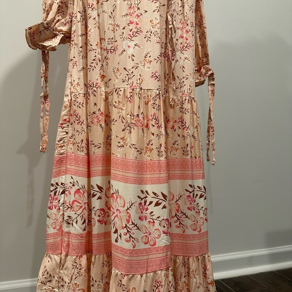 Floral Maxi Dress in Pink and Cream - Picture 10 of 14